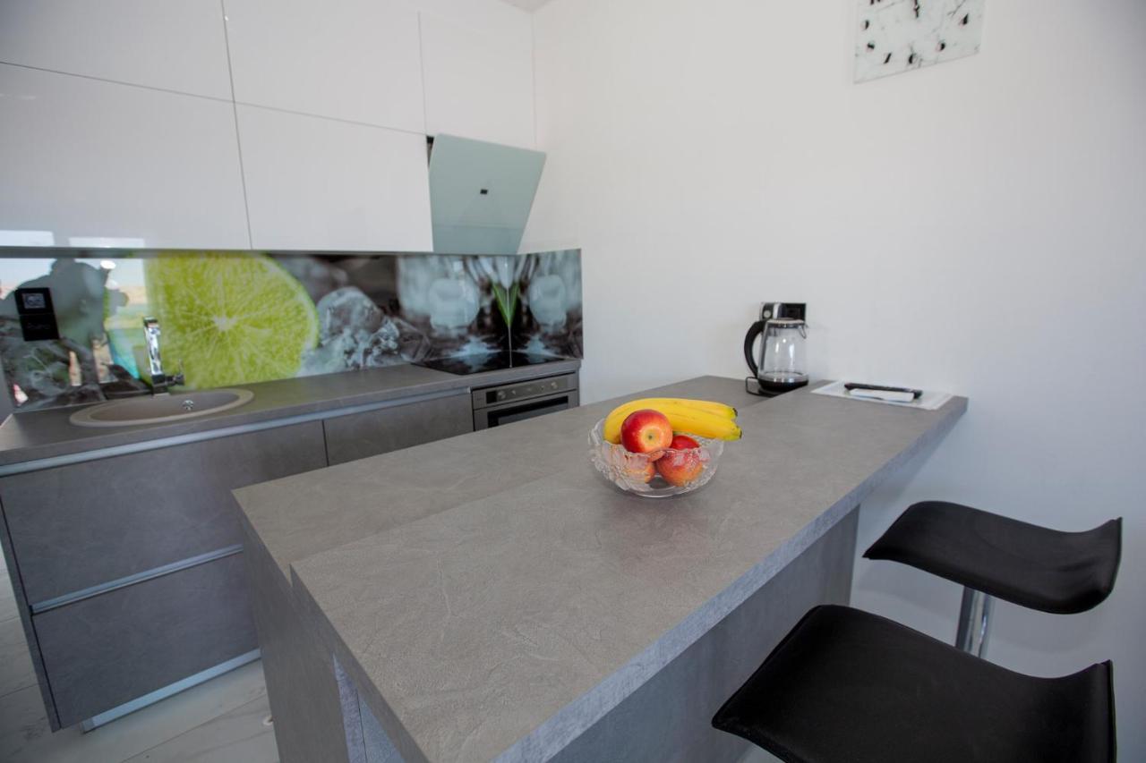 Apartamento Mayana Cesarica Exterior foto