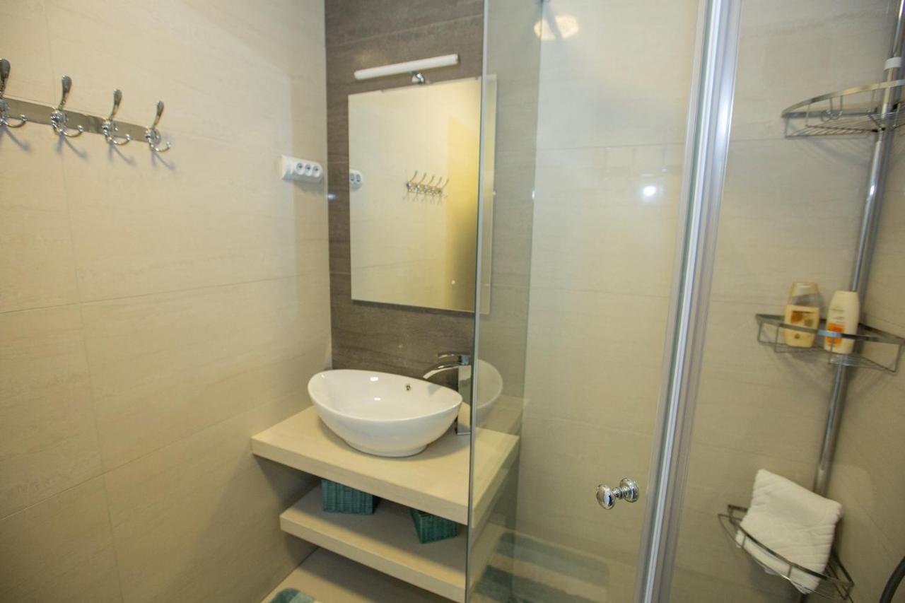Apartamento Mayana Cesarica Exterior foto