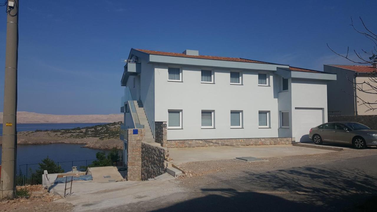 Apartamento Mayana Cesarica Exterior foto