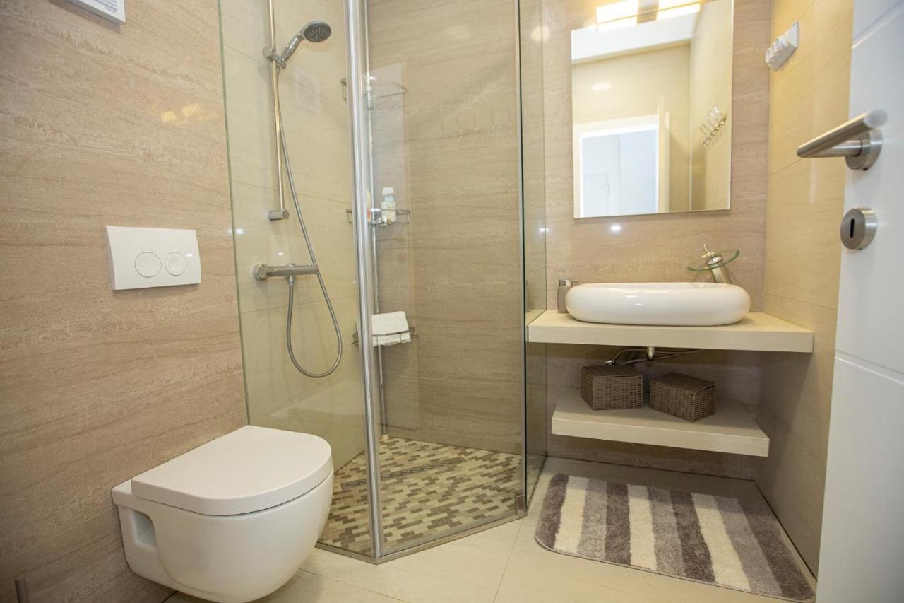 Apartamento Mayana Cesarica Exterior foto